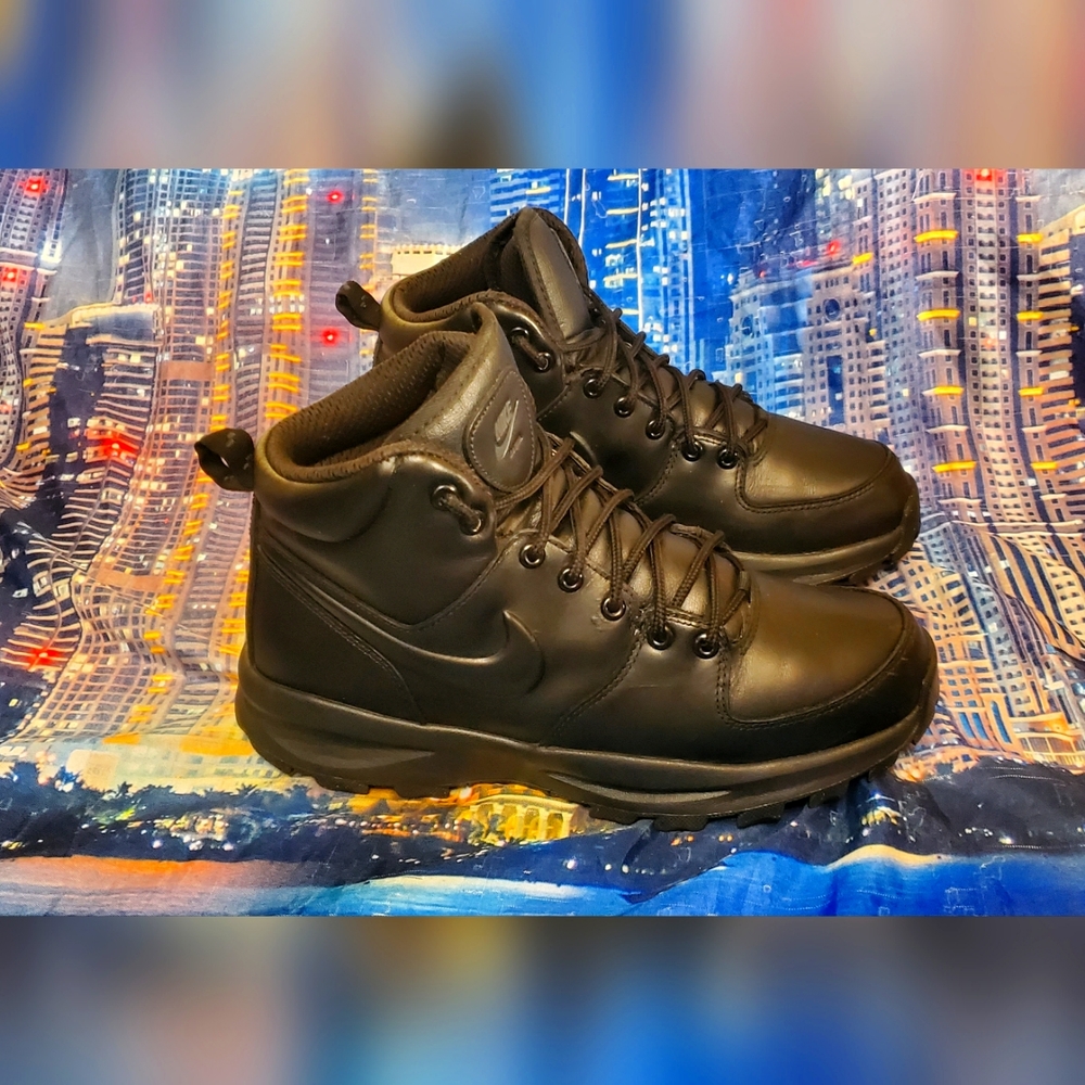 Nike Manoa men's leather boots